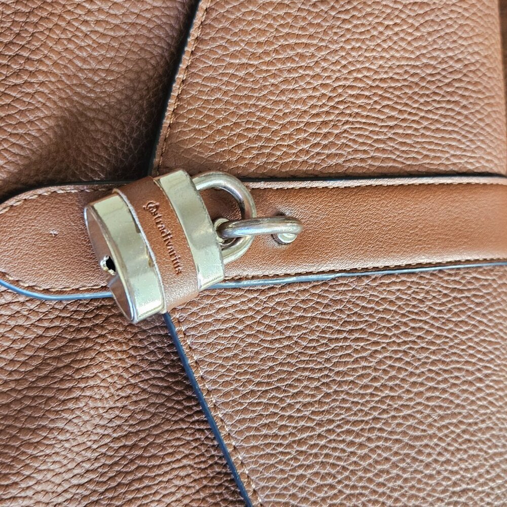 Stradivarius Crossbody Medium Faux Leather brown Purse handle strap Gold lock - Picture 4 of 9